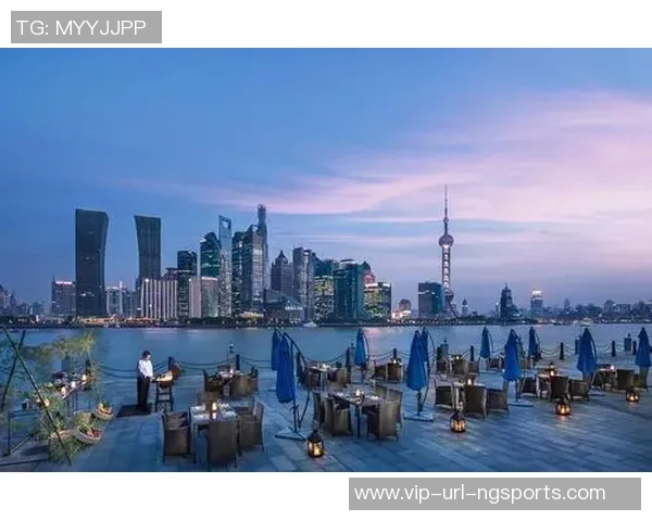 探索上海虹口足球场四平路店周边美食与娱乐活动的最佳指南